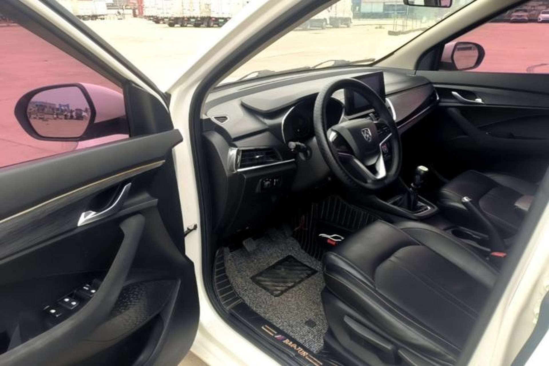Used Baojun 360 2019 1.5L Manual Elite Version China VI Driver Seat