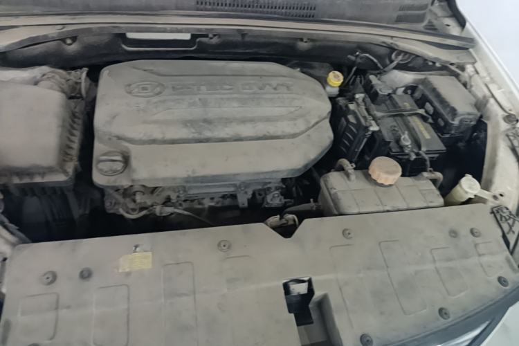 Used Baojun 360 2019 1.5L CVT Elite Version China VI Engine Bay