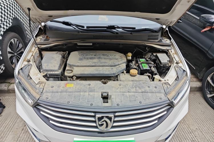 Used Baojun 360 2019 1.5L Automatic Elite Version China VI Engine Bay