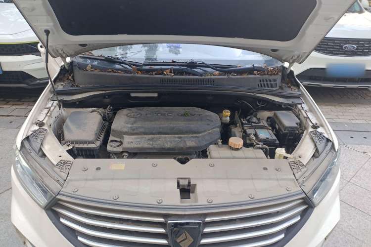 Used Baojun 360 2019 1.5L Manual Elite Version China VI Engine Bay