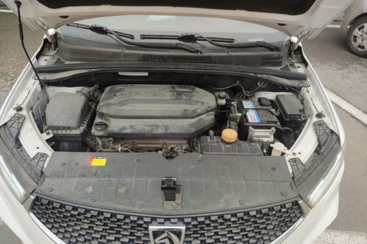 Used Baojun 360 2019 1.5L CVT Elite Version China VI Engine Bay
