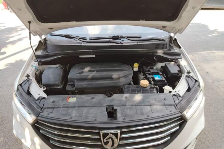 Used Baojun 360 2019 1.5L Manual Elite Version China VI Engine Bay