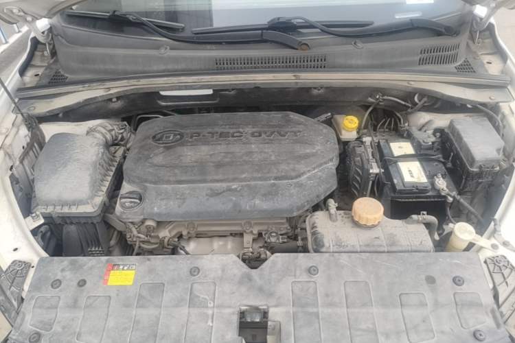 Used Baojun 360 2019 1.5L Automatic Elite Version China VI Engine Bay