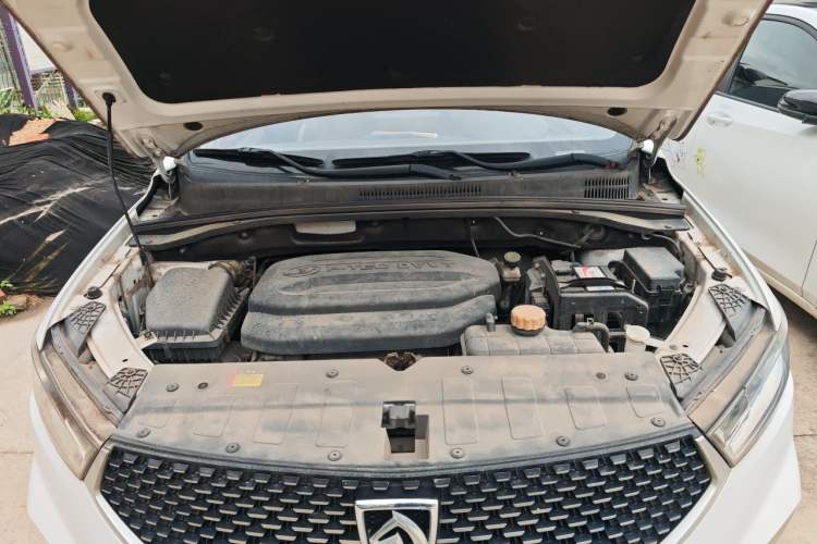 Used Baojun 360 2019 1.5L Manual Elite Version China VI Engine Bay