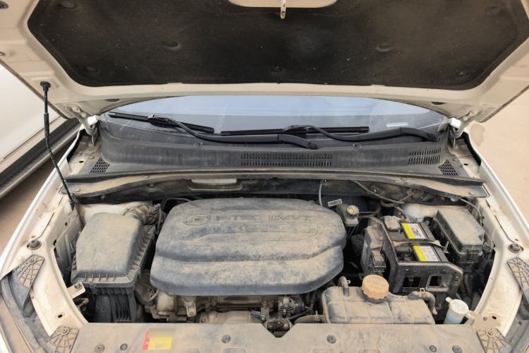 Used Baojun 360 2019 Revised Version 1.5L Manual Elite China VI Engine Bay