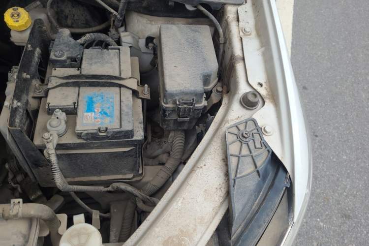 Used Baojun 360 2019 1.5L Manual Elite Version China VI Engine Bay Left