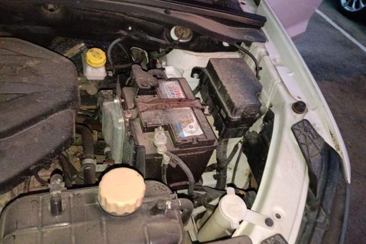 Used Baojun 360 2019 1.5L Manual Luxury Version China VI Engine Bay Left