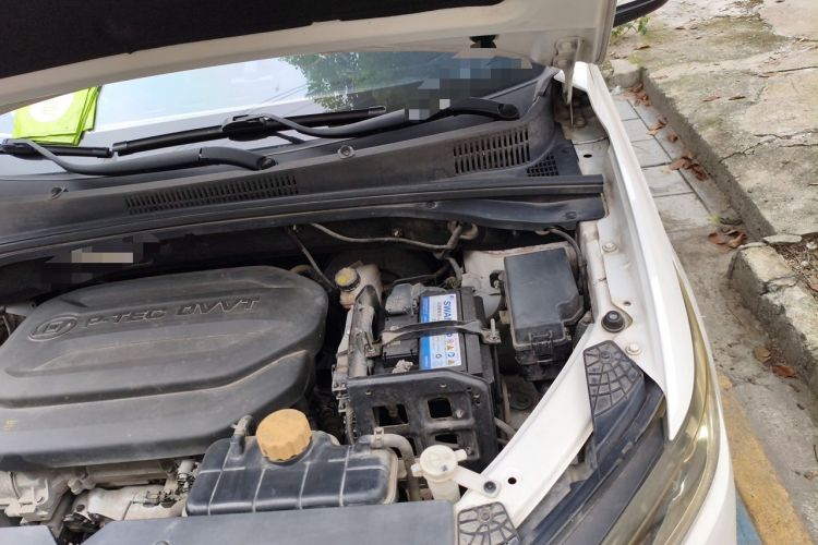 Used Baojun 360 2019 1.5L Manual Elite Version China VI Engine Bay Left