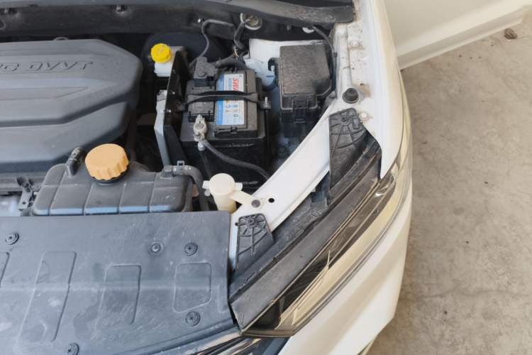 Used Baojun 360 2019 1.5L Manual Elite Version China VI Engine Bay Left
