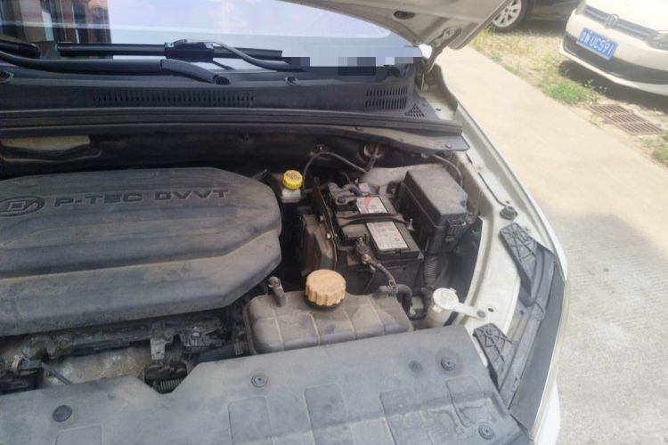 Used Baojun 360 2019 1.5L Manual Elite Version China VI Engine Bay Left