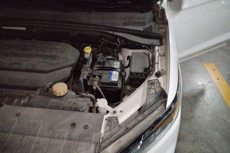 Used Baojun 360 2019 1.5L Manual Elite Version China VI Engine Bay Left