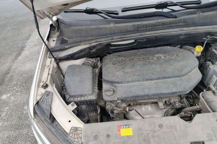 Used Baojun 360 2019 1.5L Manual Elite Version China VI Engine Bay Right