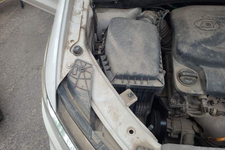Used Baojun 360 2019 1.5L Manual Elite Version China VI Engine Bay Right