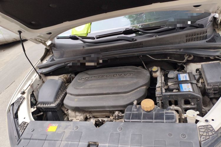 Used Baojun 360 2019 1.5L Manual Elite Version China VI Engine Bay Right