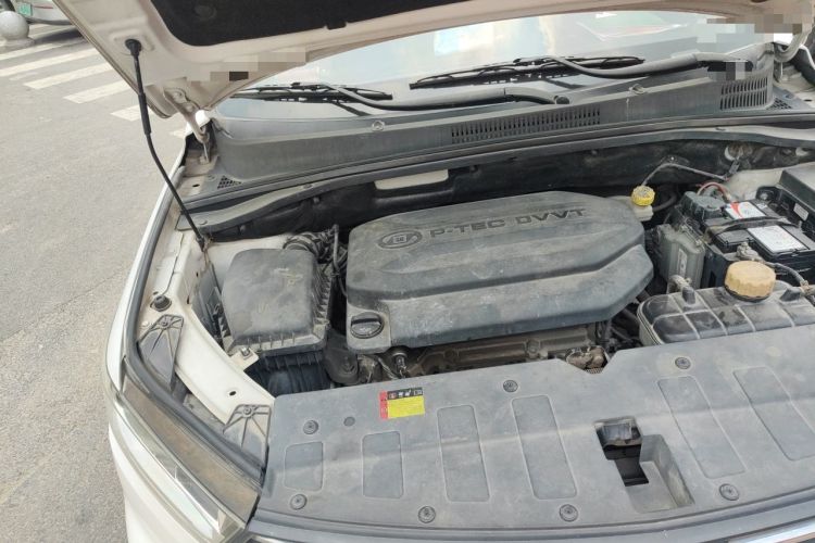 Used Baojun 360 2019 1.5L Manual Elite Version China VI Engine Bay Right