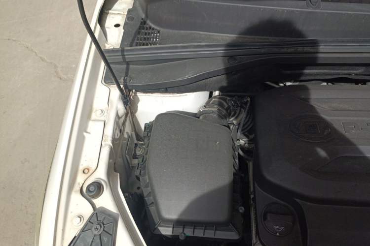 Used Baojun 360 2019 1.5L Automatic Elite Version China VI Engine Bay Right