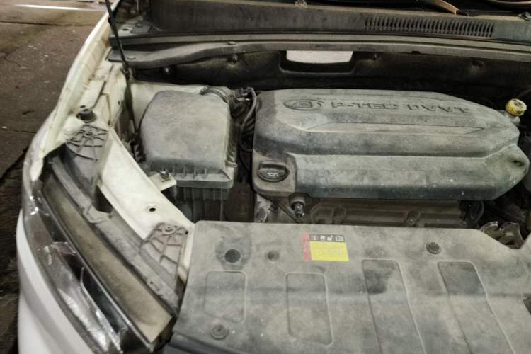 Used Baojun 360 2019 1.5L Manual Elite Version China VI Engine Bay Right