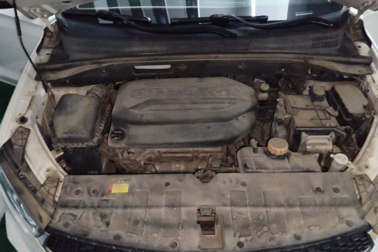 Used Baojun 360 2019 1.5L CVT Elite Version China VI Engine Bay