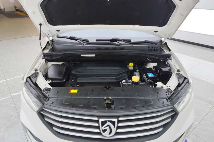 Used Baojun 360 2019 1.5L Manual Elite Version China VI Engine Bay