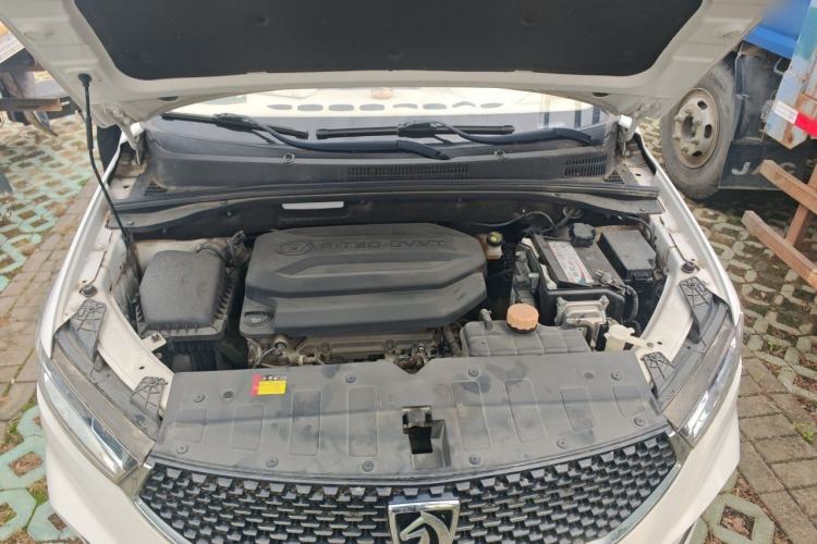 Used Baojun 360 2019 1.5L CVT Elite Version China VI Engine Bay