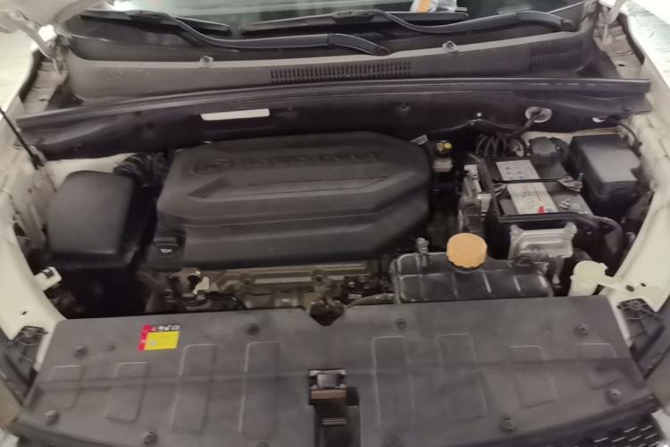 Used Baojun 360 2019 1.5L CVT Elite Version China VI Engine Bay