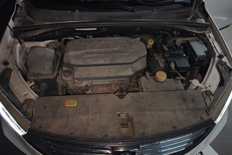 Used Baojun 360 2019 1.5L Manual Luxury Version China VI Engine Bay
