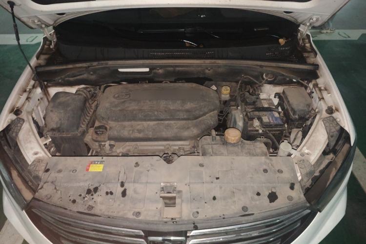Used Baojun 360 2019 1.5L Manual Elite Version China VI Engine Bay