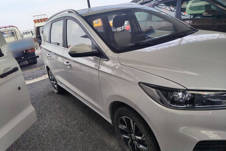 Used Baojun 360 2019 1.5L Manual Luxury Version China VI Exterior 2