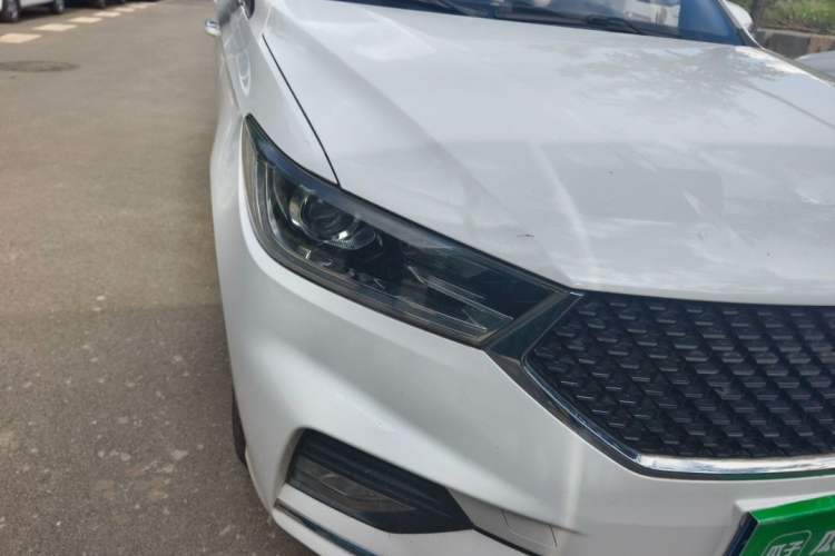 Used Baojun 360 2019 1.5L CVT Luxury Model China VI Emission Standard Exterior 2