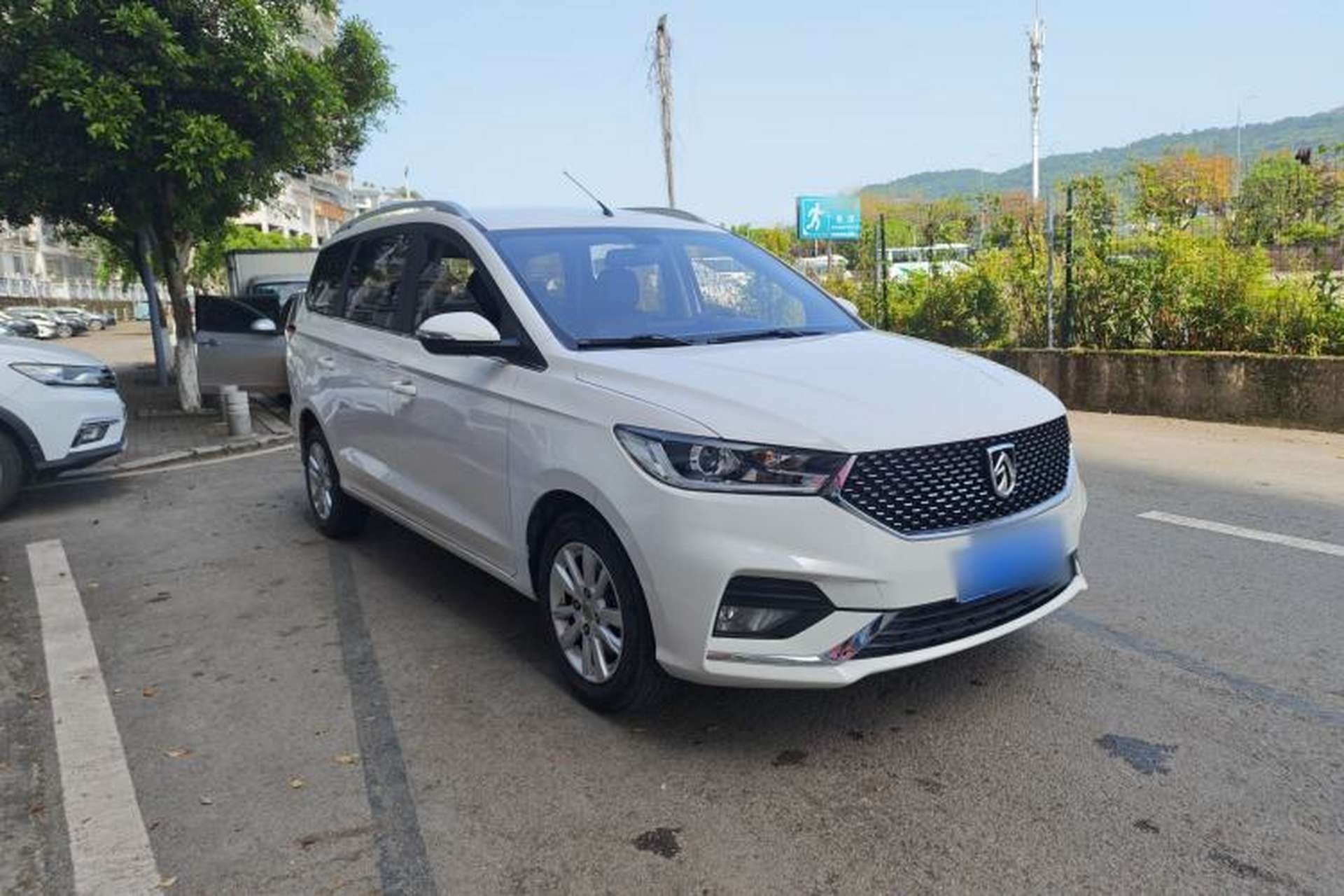 Used Baojun 360 2019 1.5L CVT Elite Version China VI Exterior 3