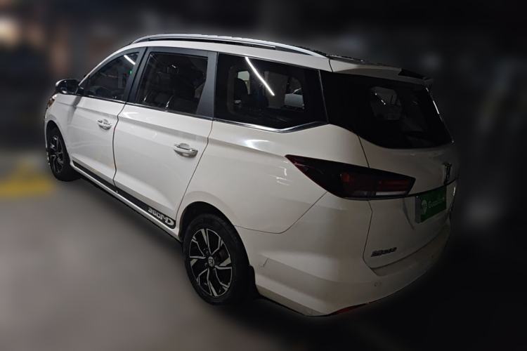 Used Baojun 360 2019 1.5L Manual Luxury Version China VI Exterior 3