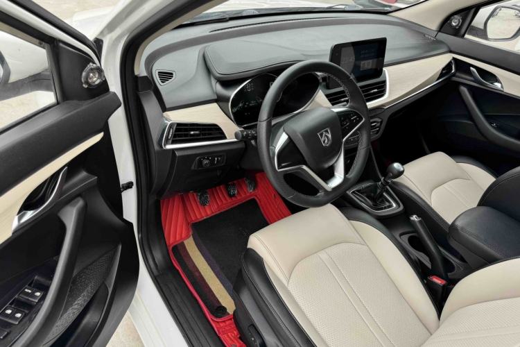 Used Baojun 360 2019 1.5L Manual Luxury Version China VI Exterior 4