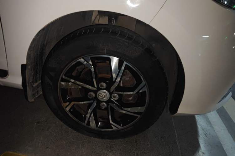 Used Baojun 360 2019 1.5L Manual Luxury Version China VI Exterior 7