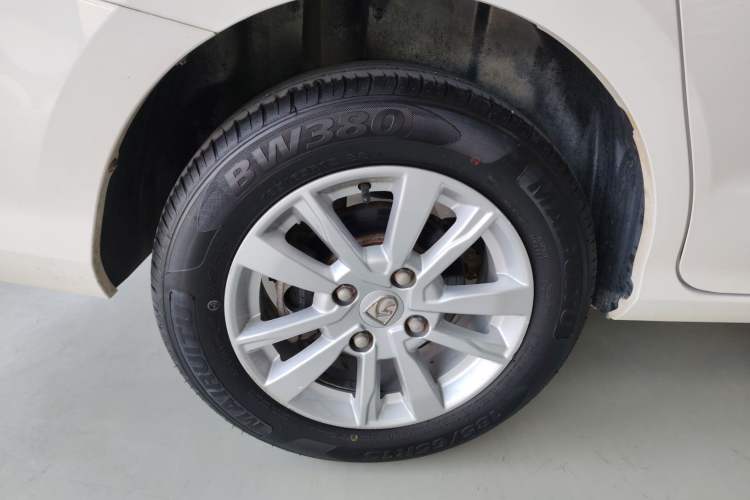 Used Baojun 360 2019 1.5L Manual Elite Version China VI Exterior 8