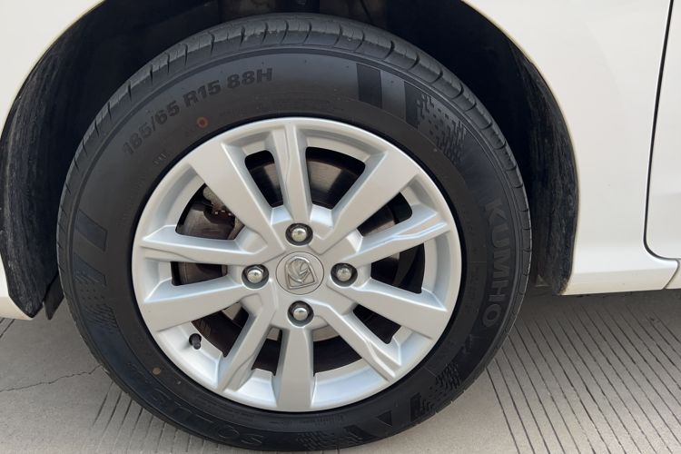 Used Baojun 360 2019 1.5L Manual Elite Version China VI Exterior 8