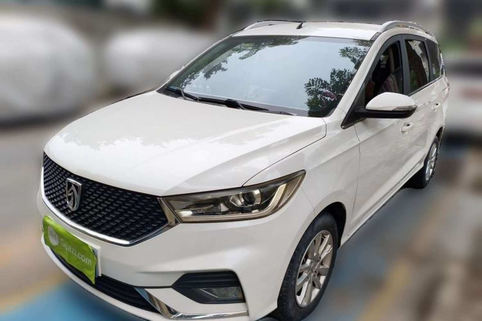 Used Baojun 360 2019 1.5L Manual Elite Version China VI Front Left 45 Deg