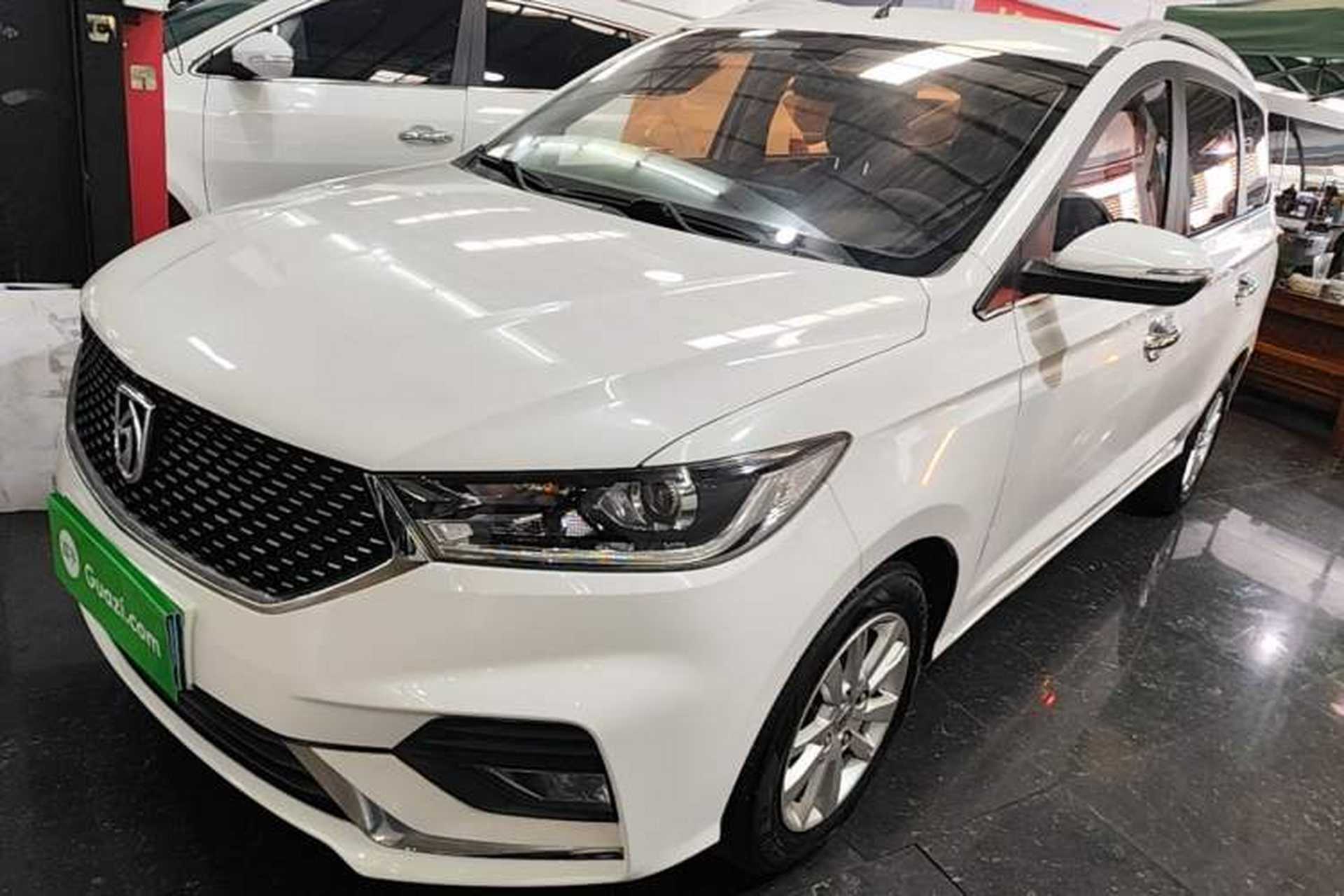 Used Baojun 360 2019 1.5L CVT Elite Version China VI Front Left 45 Deg