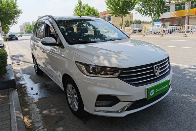 Used Baojun 360 2019 1.5L Manual Elite Version China VI Front Right 45 Deg