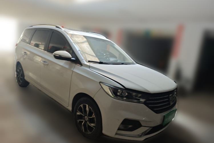 Used Baojun 360 2019 1.5L Manual Luxury Version China VI Front Right 45 Deg