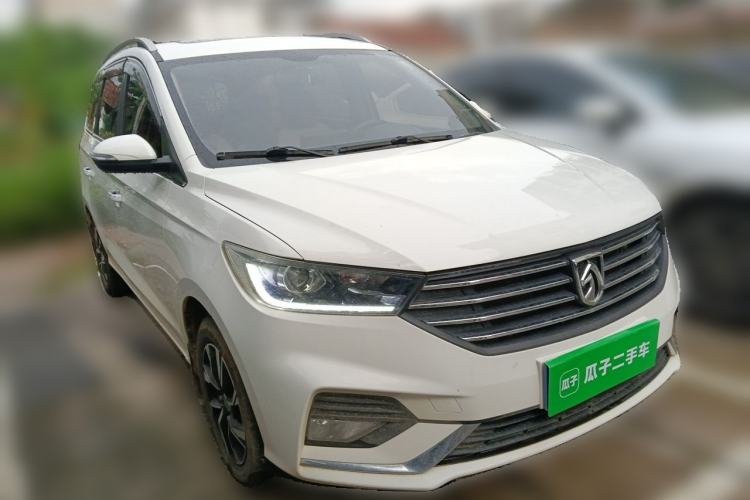 Used Baojun 360 2019 1.5L Manual Luxury Version China VI Front Right 45 Deg