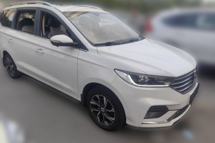 Used Baojun 360 2019 1.5L Manual Luxury Version China VI Front Right 45 Deg
