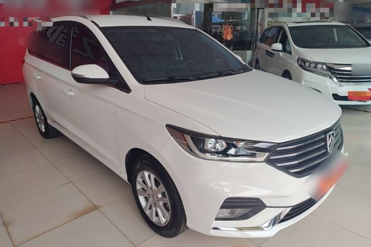 Used Baojun 360 2019 1.5L Manual Elite Version China VI Front Right 45 Deg