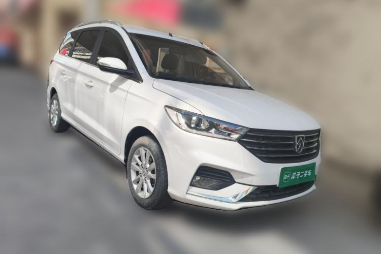 Used Baojun 360 2019 1.5L Manual Elite Version China VI Front Right 45 Deg