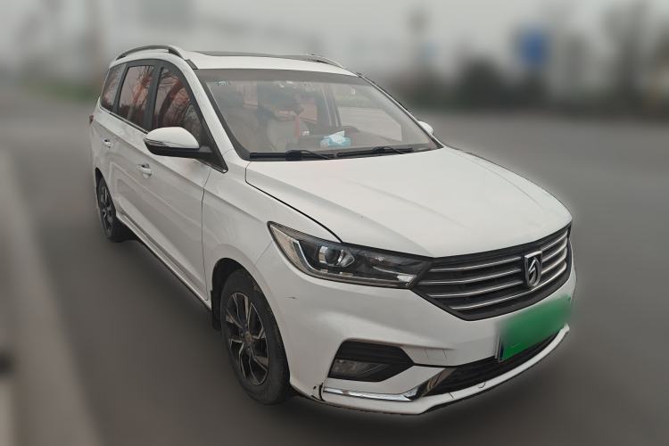 Used Baojun 360 2019 1.5L Manual Luxury Version China VI Front Right 45 Deg