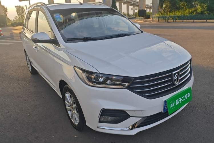 Used Baojun 360 2019 1.5L Manual Elite Version China VI Front Right 45 Deg