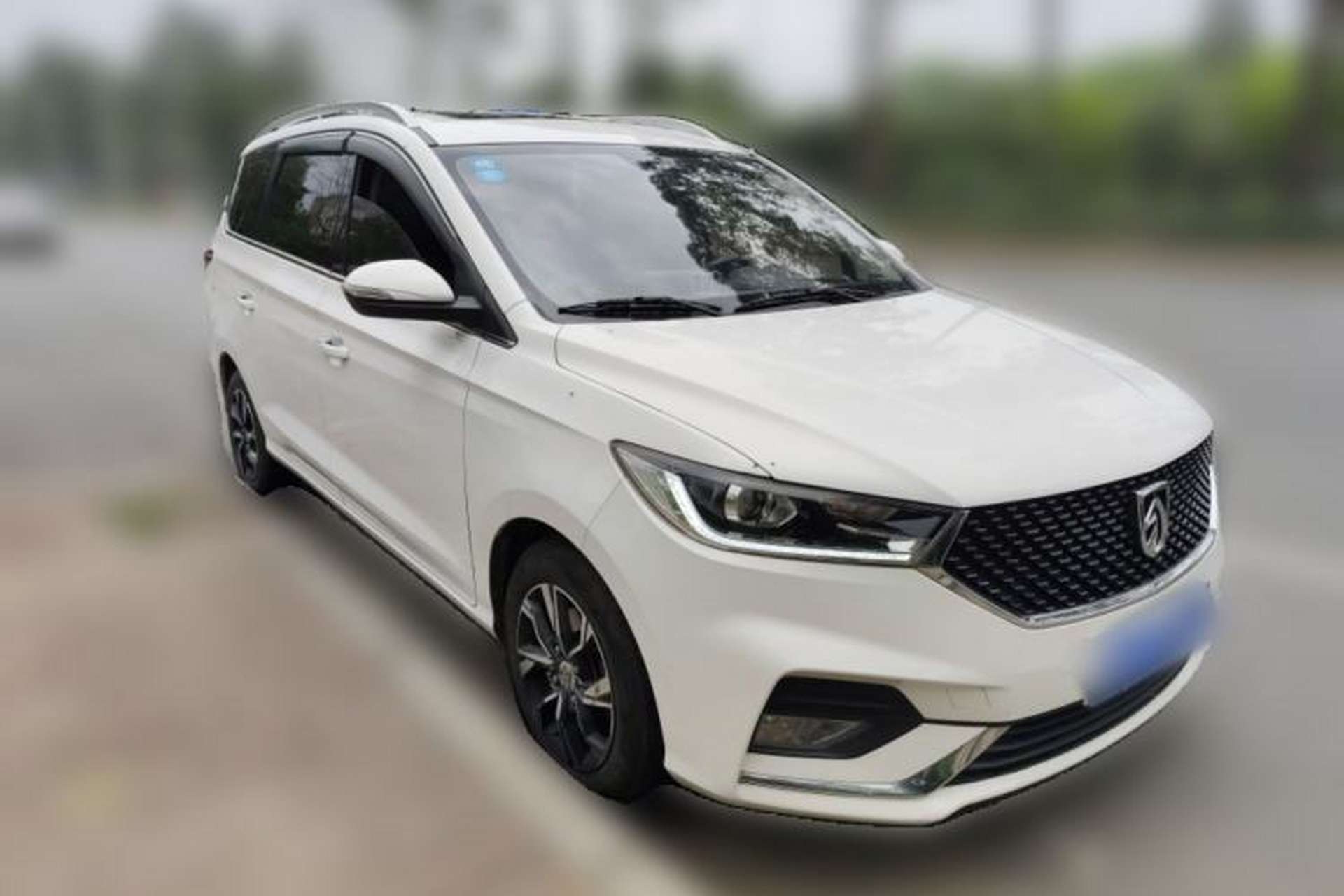 Used Baojun 360 2019 1.5L CVT Luxury Model China VI Emission Standard Front Right 45 Deg