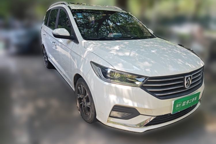 Used Baojun 360 2019 1.5L Manual Luxury Version China VI Front Right 45 Deg