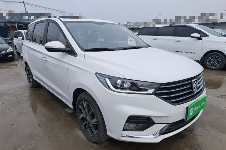 Used Baojun 360 2019 1.5L Manual Luxury Version China VI Front Right 45 Deg