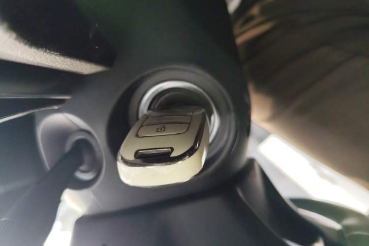 Used Baojun 360 2019 1.5L Manual Elite Version China VI Gear Lever