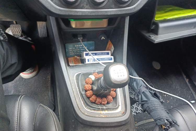 Used Baojun 360 2019 1.5L Manual Elite Version China VI Gear Lever